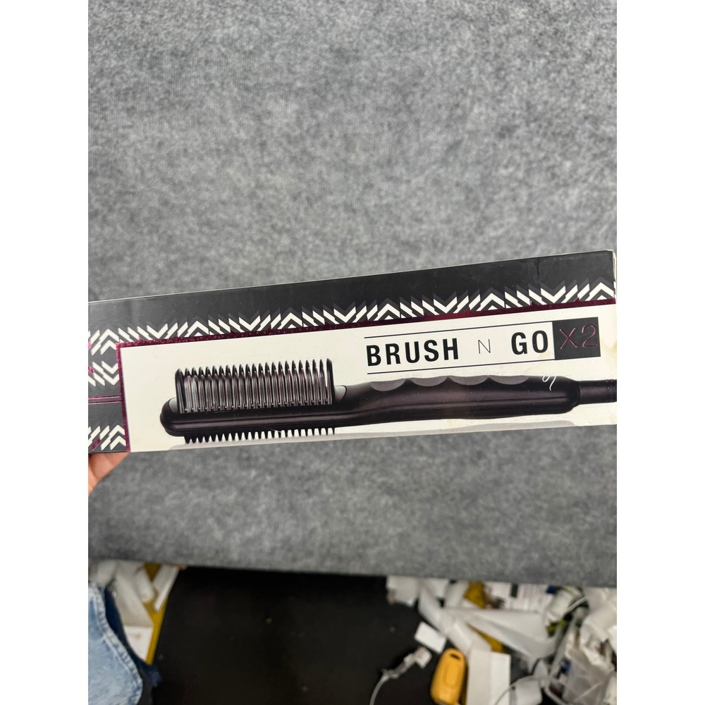 Beyond the Beauty Brush N Go X2 Hair Tool Black Tourtanium Digital Heat HB-black